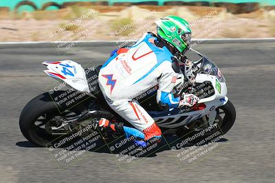 media/Oct-15-2022-TrackXperience (Sat) [[8f70b8b0be]]/Group 2/session 2 turn 3 and 4/